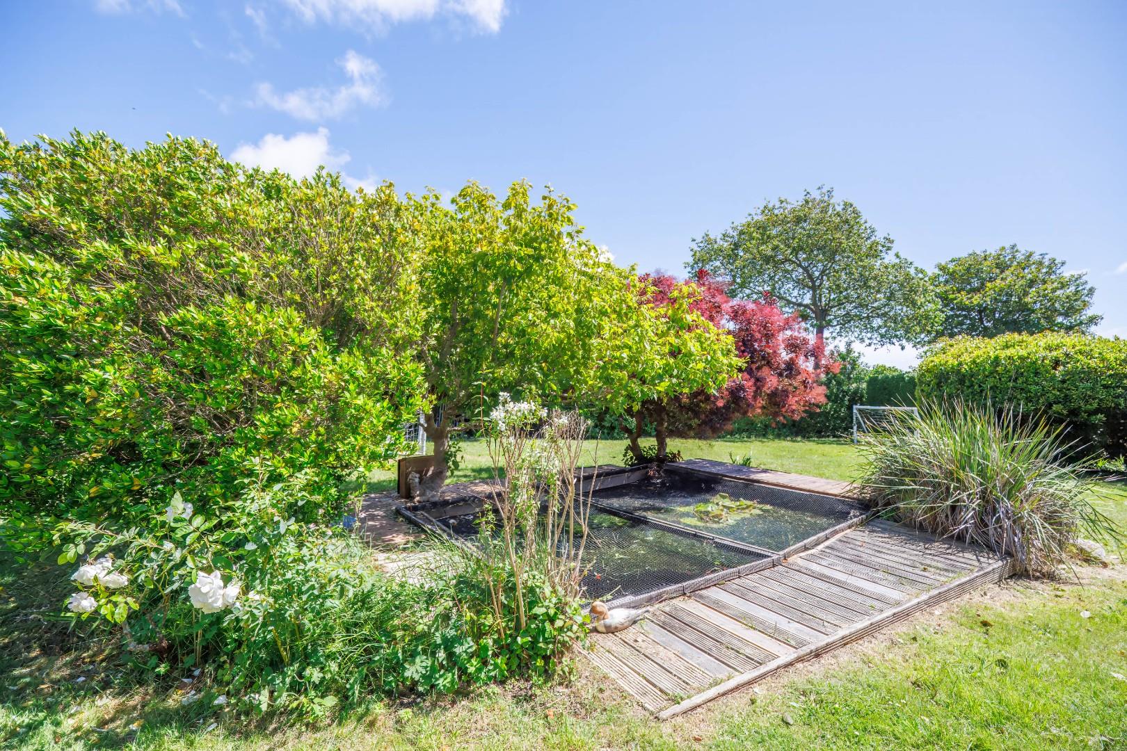 111 Fontygary Road, Rhoose, Barry, Vale Of Glamorgan, CF62 3DU